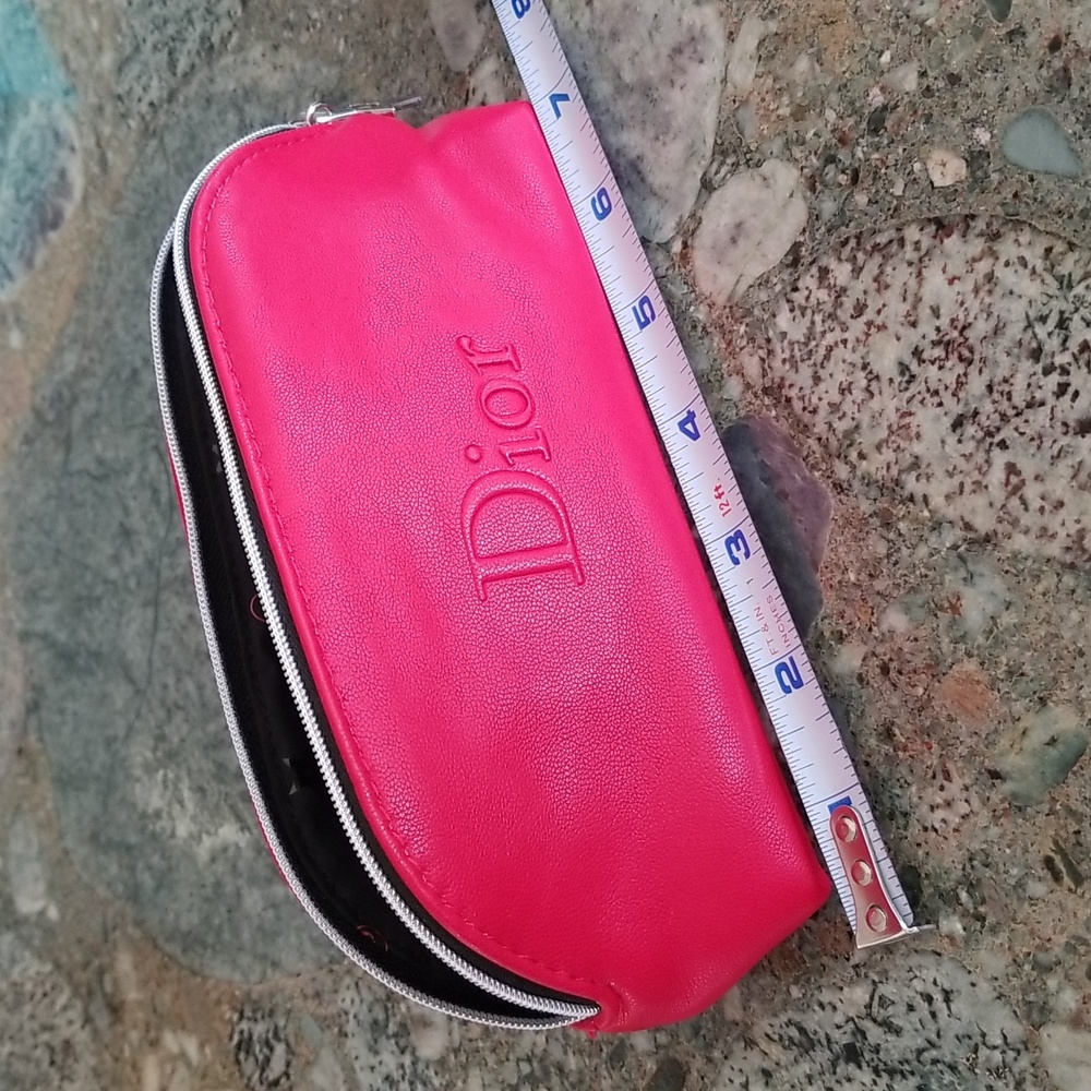 Dior Small Carry Case - Picture 6 of 7